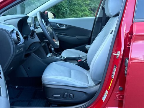 Certified 2021 Hyundai Kona Limited image 13