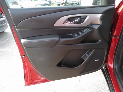 Used 2022 Chevrolet Traverse LT w/ LT Premium Package image 31