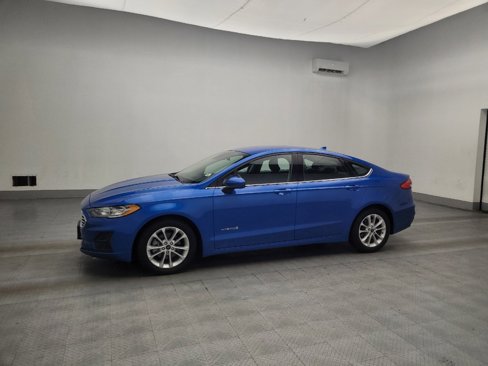 Used 2019 Ford Fusion SE image 2