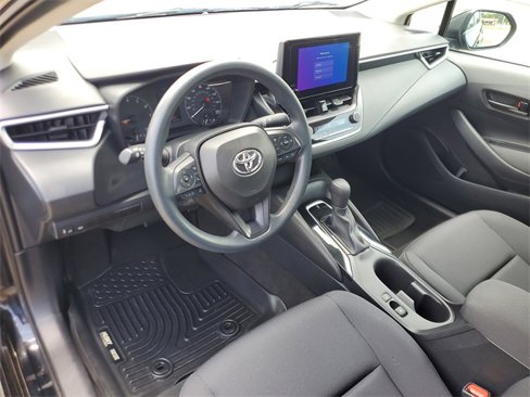 Used 2023 Toyota Corolla LE image 14