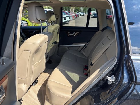 Used 2011 Mercedes-Benz GLK 350 2WD image 6