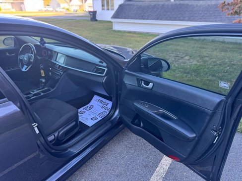 Used 2019 Kia Optima LX w/ LX Premium Package image 16