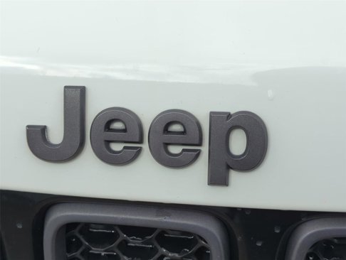 Used 2021 Jeep Compass Latitude image 11