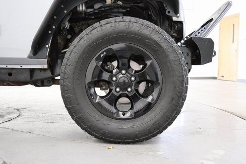 Used 2015 Jeep Wrangler Unlimited Sahara image 34