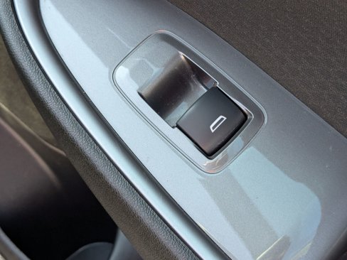 Used 2023 Chevrolet Malibu LT image 35