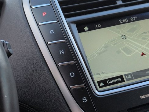 Used 2017 Lincoln MKX Reserve w/ Driver Assistance Package image 27