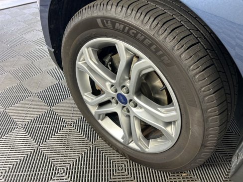 Used 2018 Ford Edge Titanium image 9