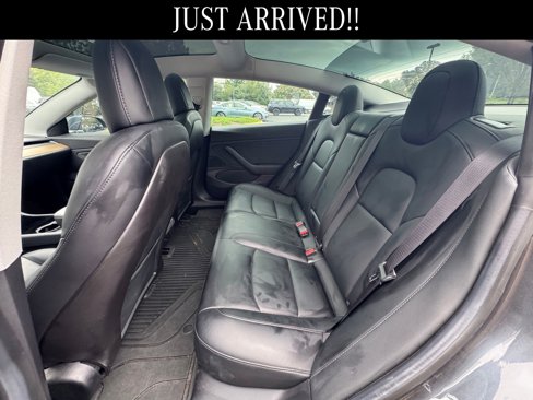 Used 2019 Tesla Model 3 Performance image 10
