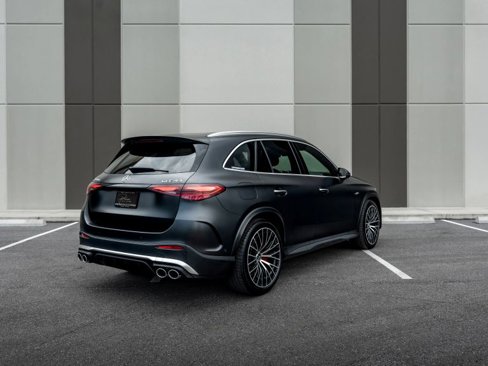 Used 2024 Mercedes-Benz GLC 43 AMG 4MATIC image 3