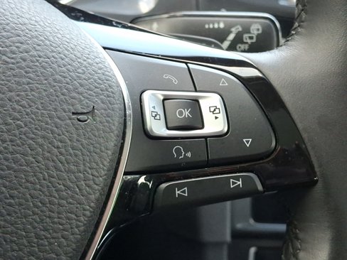 Used 2018 Volkswagen Golf SE image 23