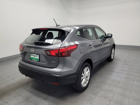 Used 2018 Nissan Rogue Sport S w/ S Appearance Package image 9