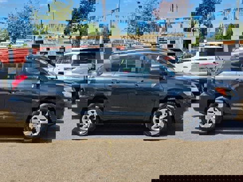 Used 2010 Toyota RAV4 4WD image 6