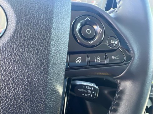 Used 2019 Toyota Prius Limited image 16