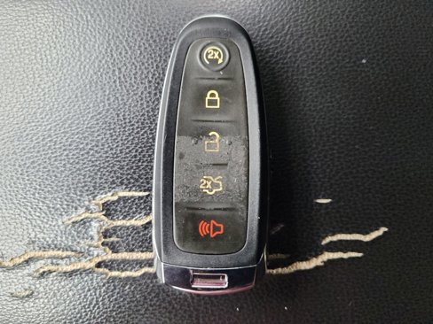 Used 2019 Ford Escape SE image 32