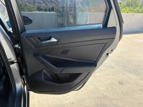 Used 2020 Volkswagen Jetta SEL Premium image 18