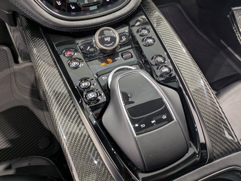 Used 2024 Aston Martin DBX 707 image 15