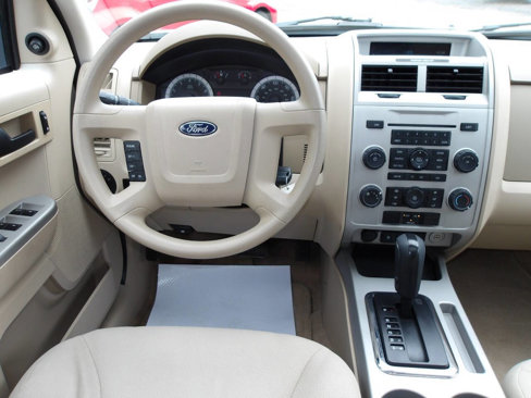Used 2008 Ford Escape XLT image 12