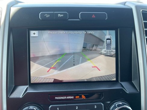 Used 2016 Ford F150 Lariat image 31