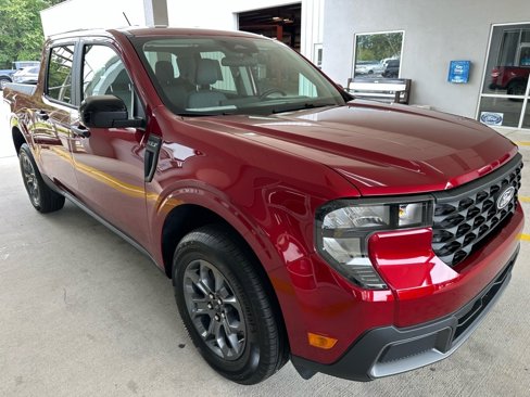 New 2025 Ford Maverick XLT image 9