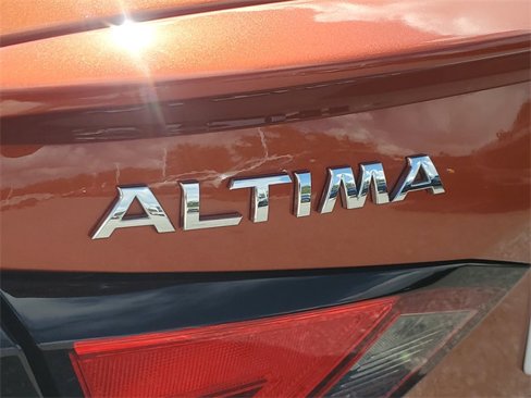Used 2022 Nissan Altima 2.0 SR image 6