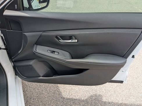 Used 2020 Nissan Sentra SV image 33