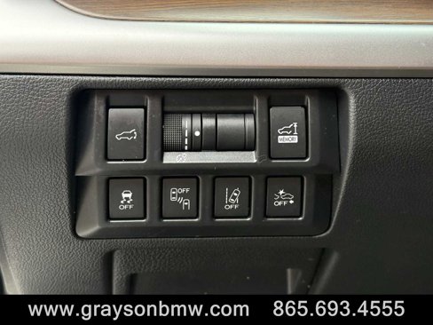 Used 2018 Subaru Outback 3.6R Touring image 22