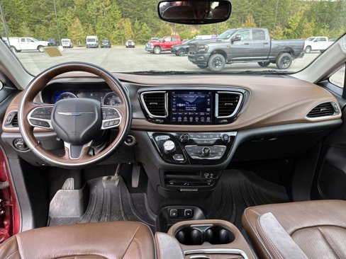Used 2019 Chrysler Pacifica Limited w/ Tire & Wheel Group image 19