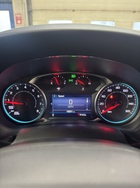 Used 2023 Chevrolet Equinox RS image 26
