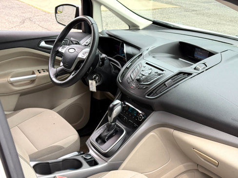 Used 2013 Ford C-MAX SE image 29