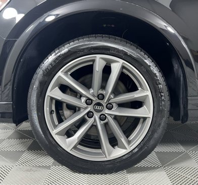 Certified 2022 Audi Q3 2.0T Premium Plus w/ Premium Plus Package image 9