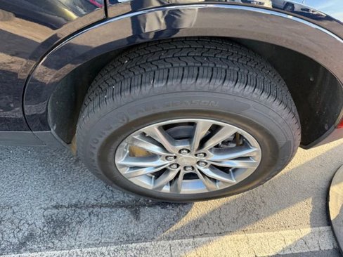 Certified 2021 Cadillac XT5 Premium Luxury image 11