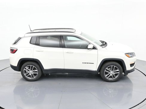 Used 2020 Jeep Compass Latitude w/ Popular Equipment Group image 22