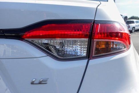 Certified 2022 Toyota Corolla LE image 10