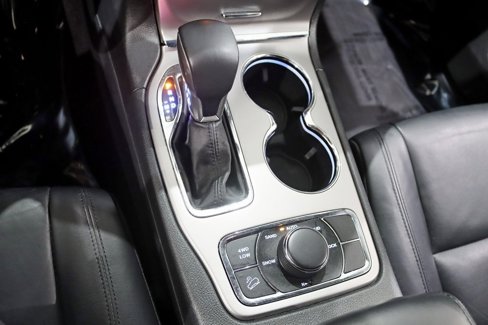 Used 2018 Jeep Grand Cherokee Limited image 22