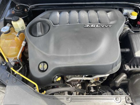 Used 2013 Chrysler 200 Limited image 17