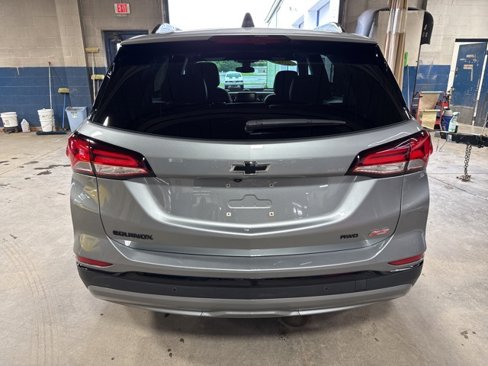 Used 2024 Chevrolet Equinox RS image 5
