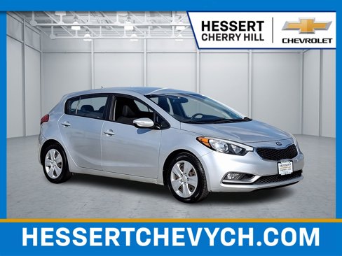 Used 2016 Kia Forte LX image 1