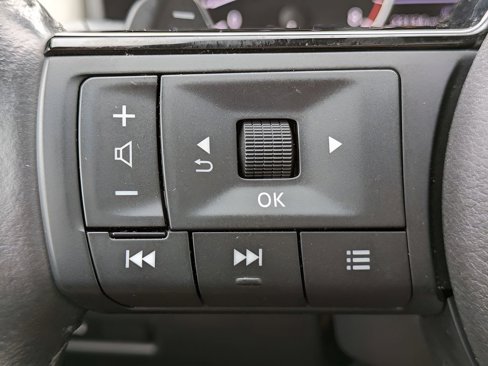 Used 2023 Nissan Rogue SL w/ SL Premium Package image 24