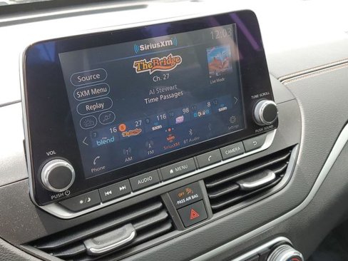 Used 2022 Nissan Altima 2.5 SR image 15