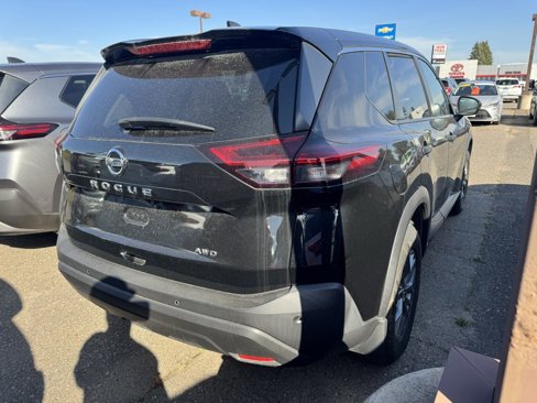 Used 2021 Nissan Rogue S image 5