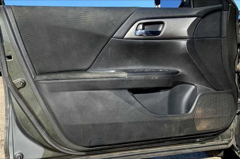 Used 2014 Honda Accord LX image 18