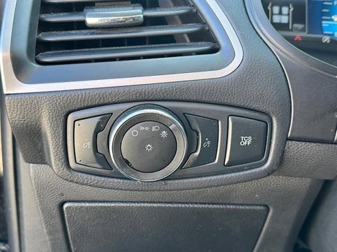 Used 2023 Ford Edge SEL image 23