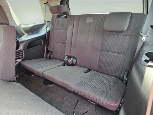 Used 2018 GMC Yukon SLE image 30
