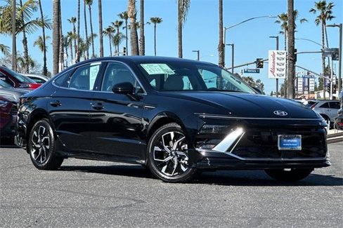 Used 2024 Hyundai Sonata SEL image 2