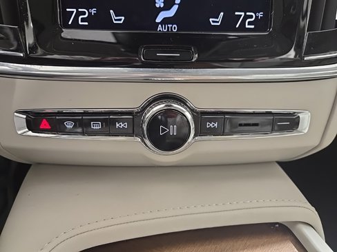 Used 2020 Volvo S90 T6 Inscription w/ Protection Package Premier image 15