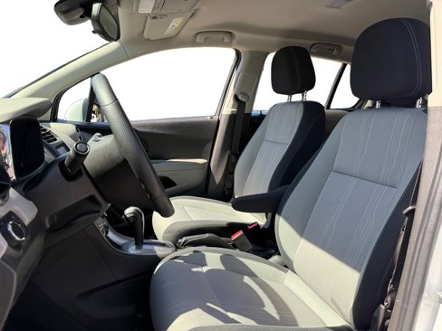 Used 2015 Chevrolet Trax LT w/ LPO, Protection Package image 9