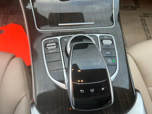 Used 2015 Mercedes-Benz C 300 4MATIC Sedan w/ Premium 1 Package image 21