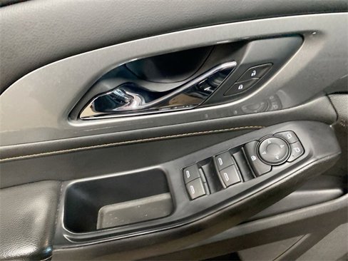 Certified 2021 Chevrolet Traverse LS image 21