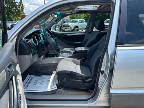 Used 2003 Toyota 4Runner Sport image 10