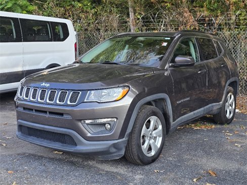 Used 2017 Jeep Compass Latitude w/ Popular Equipment Group image 2
